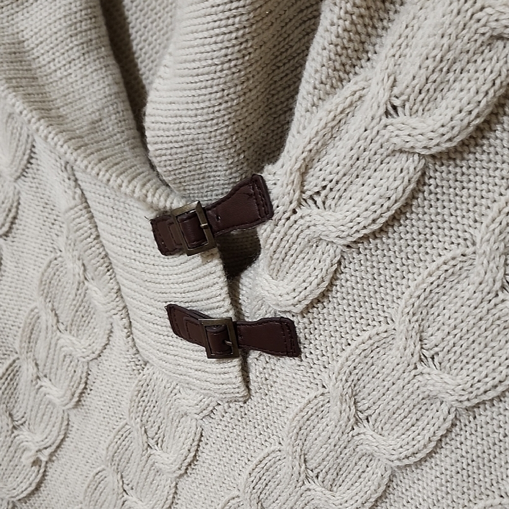 Carolyn Taylor Cream Poncho with Fringe - Picture 5 of 11